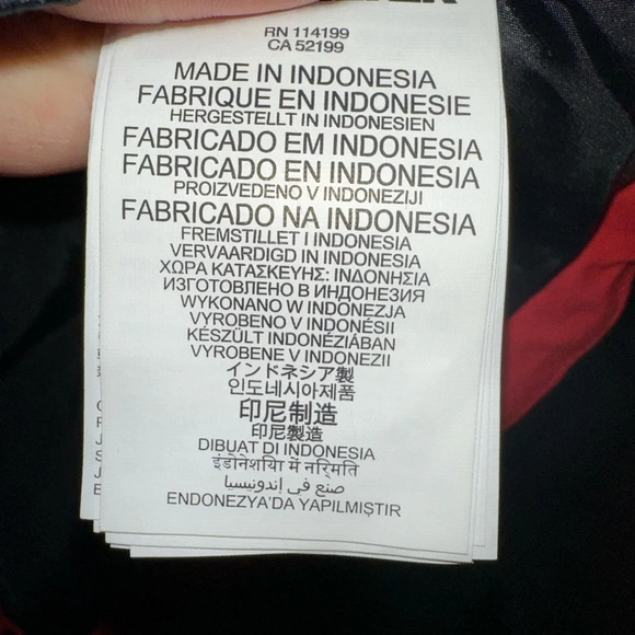 Quicksilver Boys M(12) Winter Jacket Red w detachable hood NWT - Picture 9 of 11